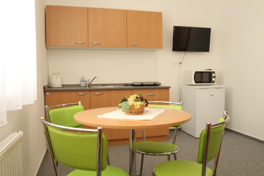 Penzion Bobule Stare Mesto  Room photo