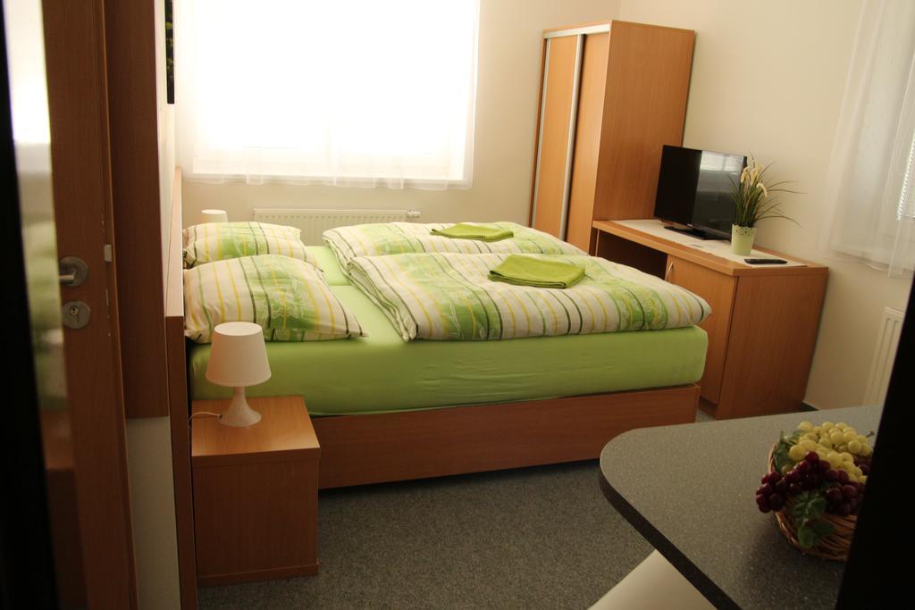 Penzion Bobule Stare Mesto  Room photo